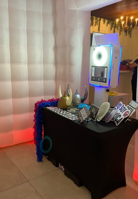 1B97D724-19EF-4DFF-972F-AD4C50EA4B43 2